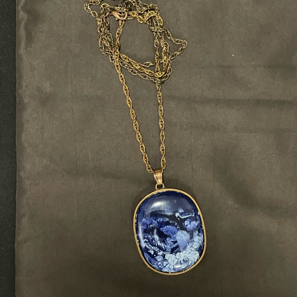 Long Pendant Painted Necklace